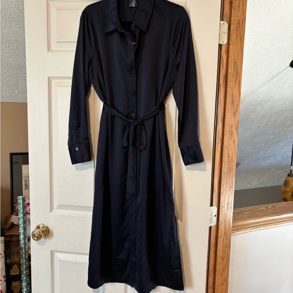 NWT silky shirt dress - Picture 2 of 8